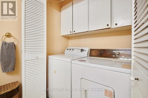 1137 Ambleside Drive, Ottawa, ON - Indoor Photo Showing Laundry Room