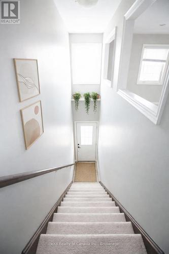 Virtually staged - 72 - 3320 Meadowgate Boulevard, London South (South U), ON - Indoor Photo Showing Other Room