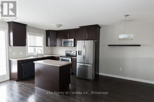 72 - 3320 Meadowgate Boulevard, London South (South U), ON - Indoor Photo Showing Kitchen With Stainless Steel Kitchen