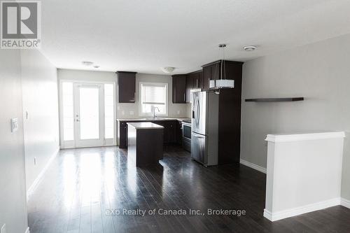 72 - 3320 Meadowgate Boulevard, London South (South U), ON - Indoor Photo Showing Kitchen