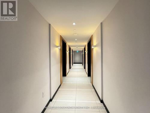 4006 - 11 Wellesley Street W, Toronto, ON - Indoor Photo Showing Other Room