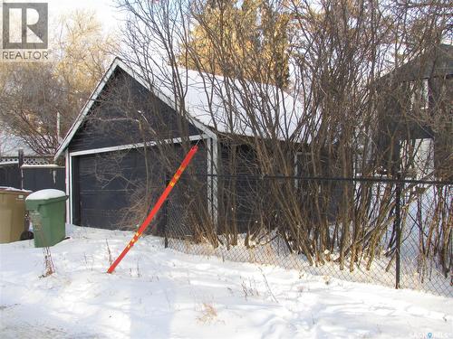2678 Robinson Street, Regina, SK - Outdoor