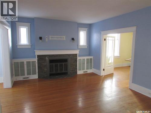 2678 Robinson Street, Regina, SK - Indoor Photo Showing Living Room With Fireplace