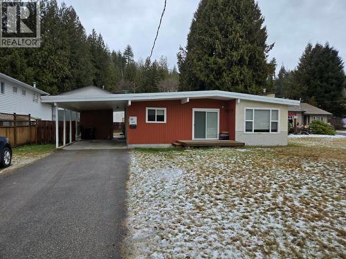 2270 10th Avenue  Castlegar, BC V1N 2Z7