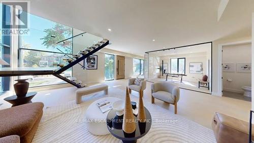 28 Dunsmore Gardens, Toronto, ON - Indoor Photo Showing Other Room