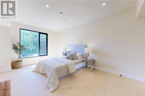 28 Dunsmore Gardens, Toronto, ON - Indoor Photo Showing Bedroom