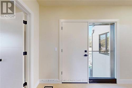 28 Dunsmore Gardens, Toronto, ON - Indoor Photo Showing Other Room