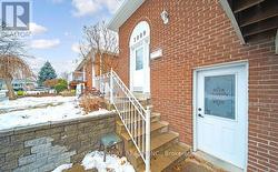 LOWER UNIT - 1999 CARRERA LANE  Mississauga (Clarkson), ON L5J 1C6