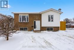 136 NORTH MURRAY STREET  Quinte West (Trenton Ward), ON K8V 6R2
