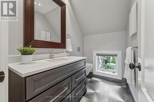 Two-Piece Bathroom with a Separate Shower Room - 335 Lakeshore Road W, Oakville, ON - Indoor Photo Showing Bathroom