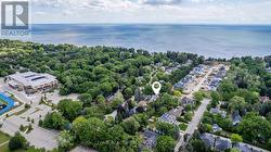 Minutes from Downtown Oakville and the Lake - 