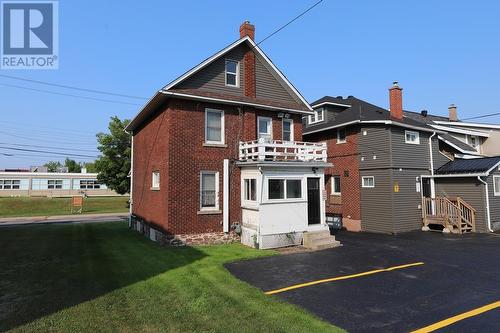 446 Albert St E, Sault Ste. Marie, ON 