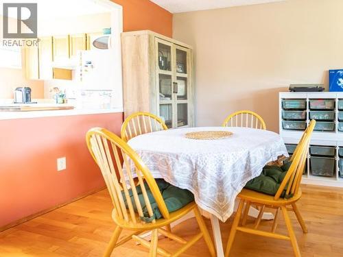 1-4651 Harvie Ave, Powell River, BC - Indoor Photo Showing Dining Room