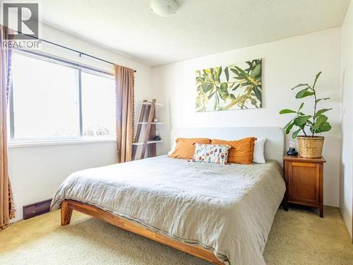 1-4651 Harvie Ave, Powell River, BC - Indoor Photo Showing Bedroom