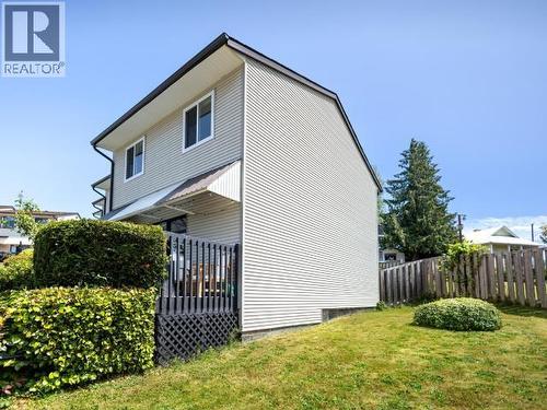 1-4651 Harvie Ave, Powell River, BC - Outdoor