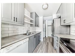 #204 11420 40 AV NW  Edmonton, AB T6J 0R5