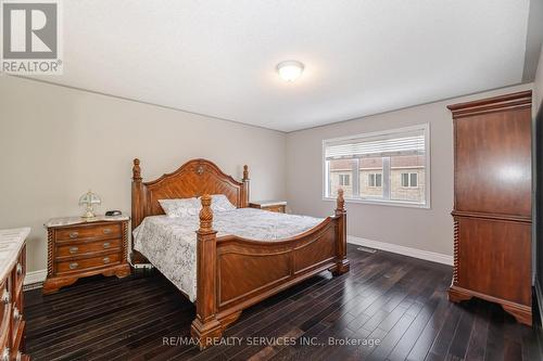 39 Rattlesnake Road, Brampton, ON - Indoor Photo Showing Bedroom