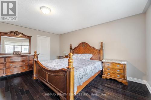 39 Rattlesnake Road, Brampton, ON - Indoor Photo Showing Bedroom