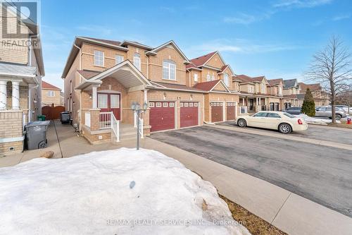 39 Rattlesnake Road, Brampton, ON - Outdoor With Facade