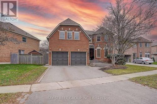 8 MOORELAND COURT  Markham, ON L3P 7P8