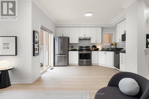 44 Hawkview Boulevard, Vaughan, ON - Indoor Photo Showing Kitchen With Stainless Steel Kitchen