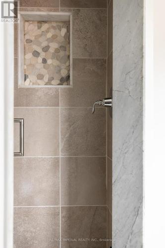 44 Hawkview Boulevard, Vaughan, ON - Indoor Photo Showing Bathroom