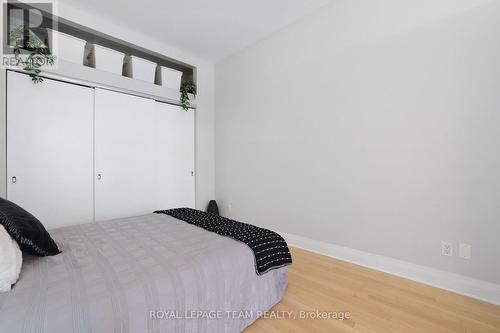 203 - 300 Powell Avenue, Ottawa, ON - Indoor Photo Showing Bedroom