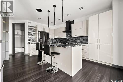 7832 Sagebrush Crescent, Regina, SK - Indoor Photo Showing Kitchen With Upgraded Kitchen