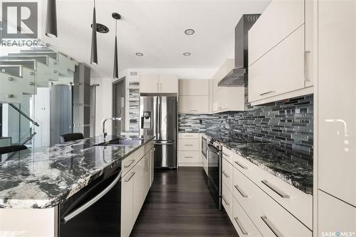 7832 Sagebrush Crescent, Regina, SK - Indoor Photo Showing Kitchen With Stainless Steel Kitchen With Upgraded Kitchen