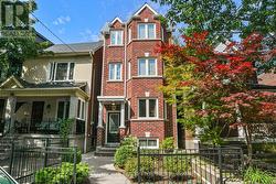 LOWER - 48 FERRIER AVENUE  Toronto, ON M4K 3H4