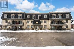 104 - 200 COLLIER STREET  Barrie, ON L4M 1H7