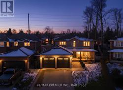 61 BARWICK DRIVE  Barrie, ON L4N 6Z5