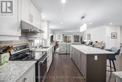 Handy centre island - 