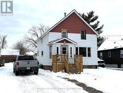 351 BROCK STREET  Fort Erie (Central), ON L2A 2X4