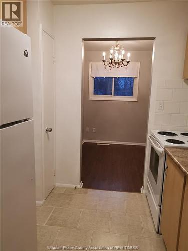 1800 Columbia Court Unit# 82, Windsor, ON - Indoor Photo Showing Kitchen