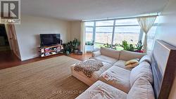 711 - 45 POND MILLS ROAD  London South (South J), ON N5Z 4W5