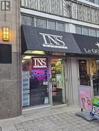 3 - 148 SPADINA AVENUE  Toronto, ON M5V 2L8