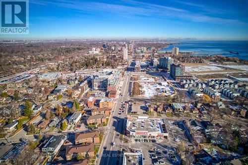 320 Lakeshore Road W, Mississauga, ON - Outdoor With View