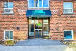 320 LAKESHORE ROAD W  Mississauga, ON L5H 1G8