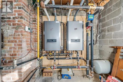 322 Lakeshore Road W, Mississauga, ON - Indoor Photo Showing Basement