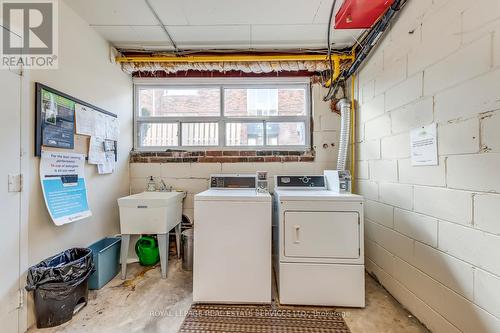 322 Lakeshore Road W, Mississauga, ON - Indoor Photo Showing Laundry Room