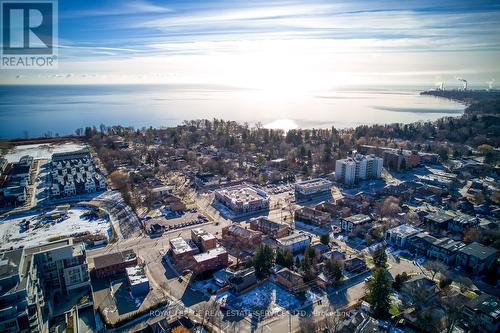 322 Lakeshore Road W, Mississauga, ON - Outdoor With View