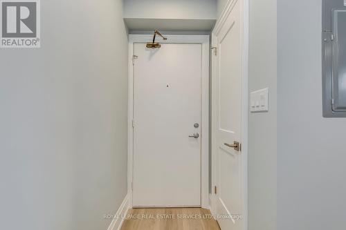 322 Lakeshore Road W, Mississauga, ON - Indoor Photo Showing Other Room