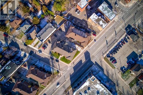 322 Lakeshore Road W, Mississauga, ON 