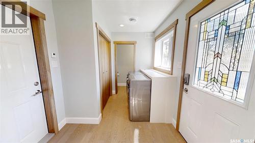 207 4Th Avenue W, Coleville, SK - Indoor