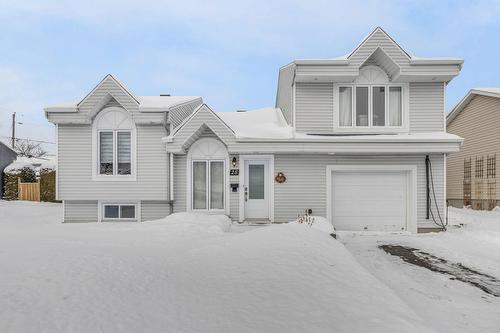 25 Rue Grondin  Lévis (Les Chutes-De-La-Chaudière-Ouest), QC G6J 1P4