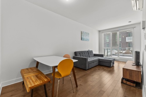 Salle à manger - 403-5175 Av. De Courtrai, Montréal (Côte-Des-Neiges/Notre-Dame-De-Grâce), QC - Indoor Photo Showing Living Room