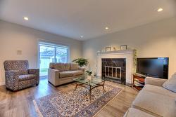 Family room - 