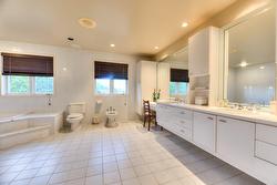 Ensuite bathroom - 