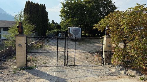 2640 Boucherie Road, West Kelowna, BC - Outdoor